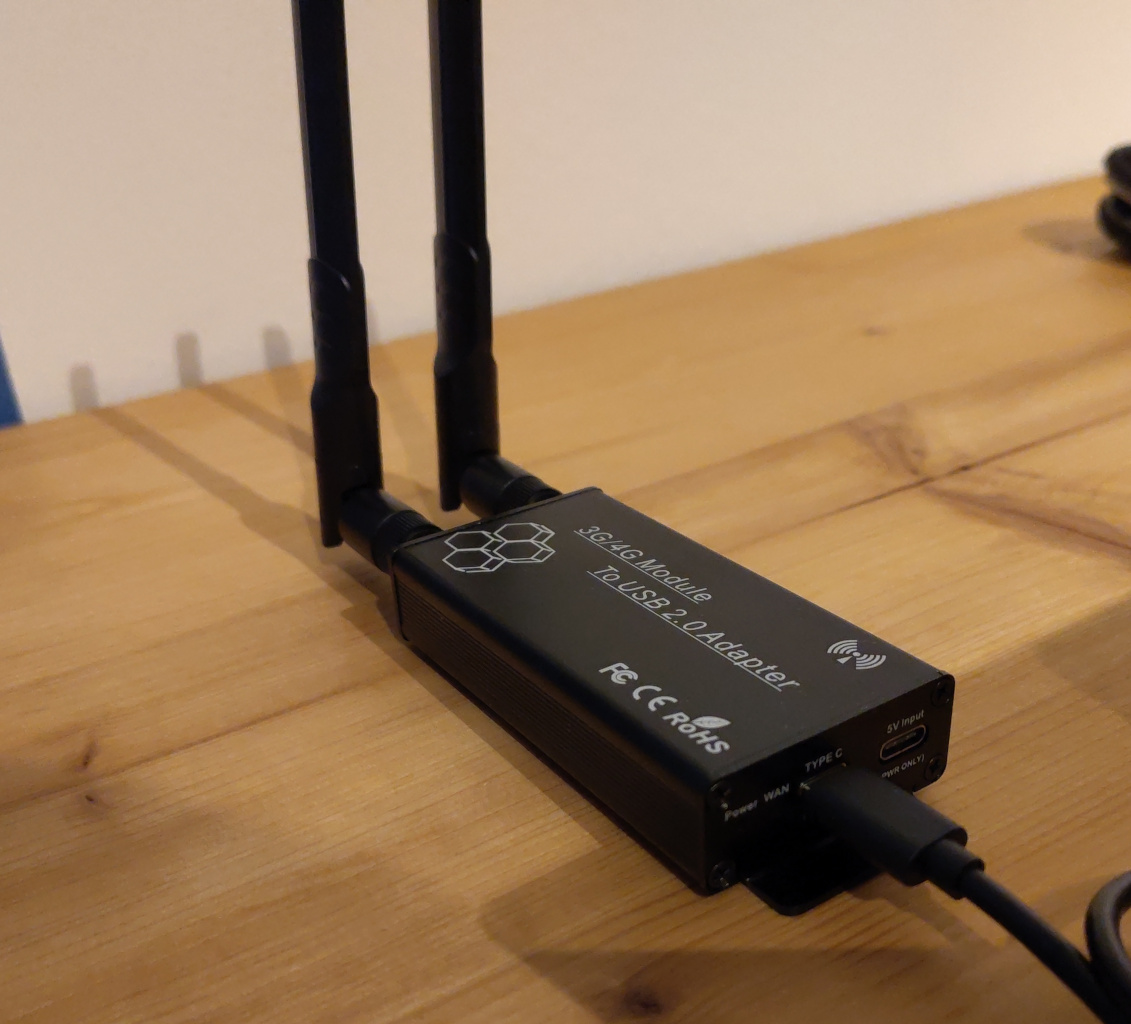 Photo showing the 4G NGFF to USB adapter